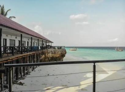 Amaan Beach Bungalows - 36