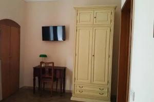 Hotel City, Bari