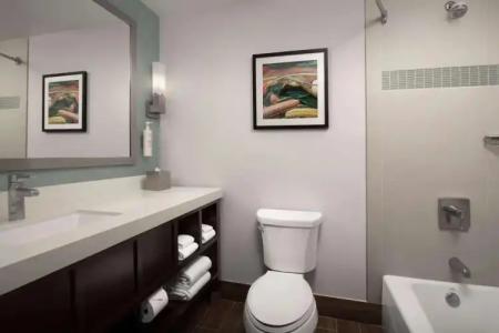 Hilton Garden Inn Los Angeles Marina Del Rey - 10