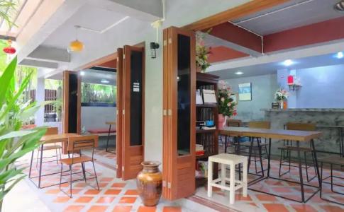 Blue Wave House - 18