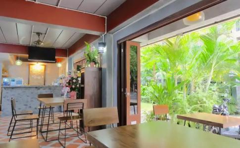 Blue Wave House - 21