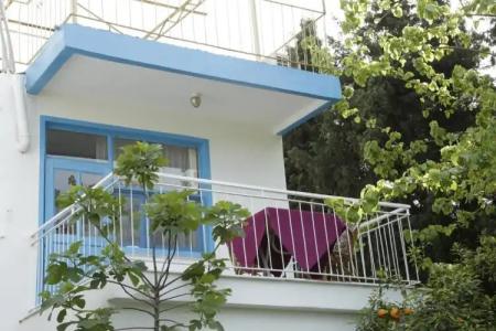 Esralina Pension - 21