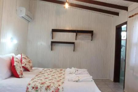 Esralina Pension - 49
