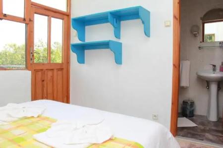 Esralina Pension - 23