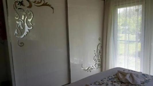 Esralina Pension - 33