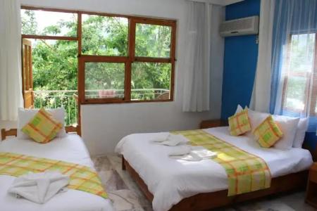 Esralina Pension - 16