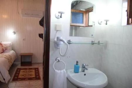 Esralina Pension - 51