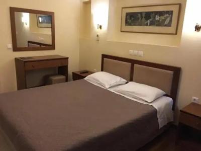 Ellinon Thea Arachova - 90