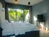 Comfort room with pool view