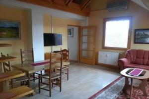 GARDI APARTMAN, Szekszard