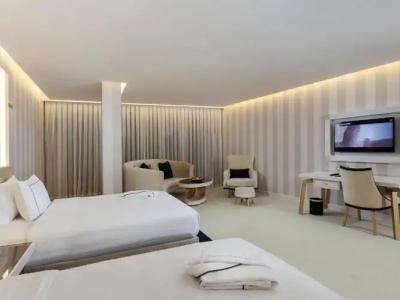 Ramada & Suites by Wyndham Istanbul Sisli - 44