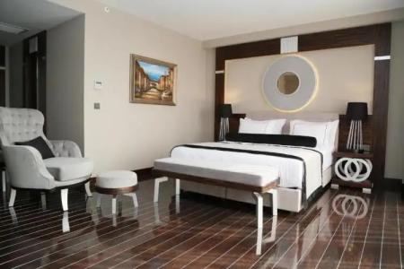 Ramada & Suites by Wyndham Istanbul Sisli - 29