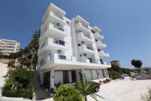 Blue Bay Hotel, Sarande