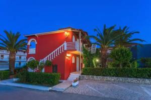 Tropical Studios, Laganas