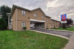 Motel 6-Windsor, ON, Windsor