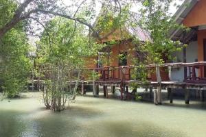 The White House Resort, Koh Yao Yai