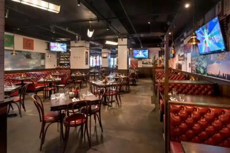 New York Marriott Downtown - 45