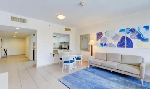 Copthorne Lakeview Dubai, Green Community - 41