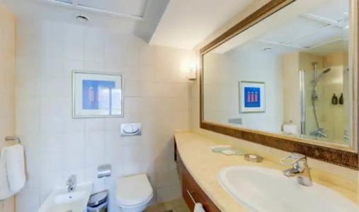 Copthorne Lakeview Dubai, Green Community - 43