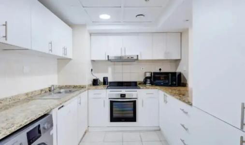 Copthorne Lakeview Dubai, Green Community - 42