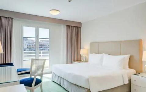 Copthorne Lakeview Dubai, Green Community - 38
