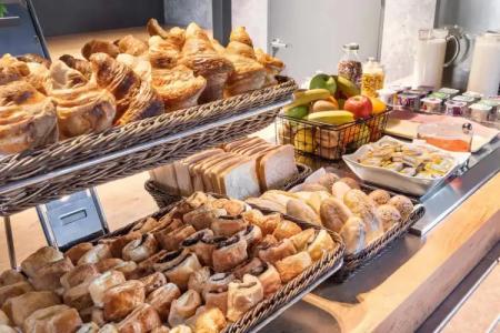 B&B Zaragoza Plaza Mozart - 12