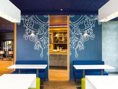 B&B Zaragoza Plaza Mozart - 22
