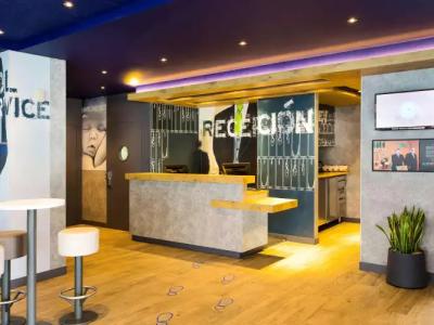 B&B Zaragoza Plaza Mozart - 1