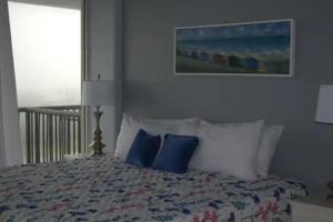 Islander East Condominiums, Galveston