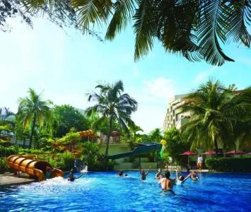 PARKROYAL Penang Resort - 12