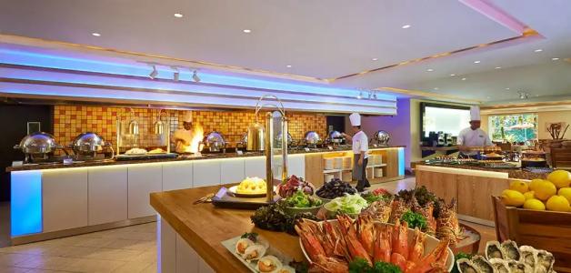 PARKROYAL Penang Resort - 11