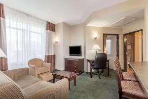 Hawthorn Suites by Wyndham Chandler, Chandler