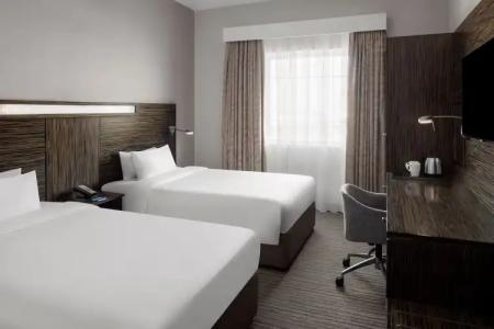 Holiday Inn Express Dubai - Jumeirah - 101