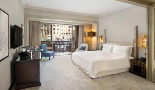 Palace Downtown - 105