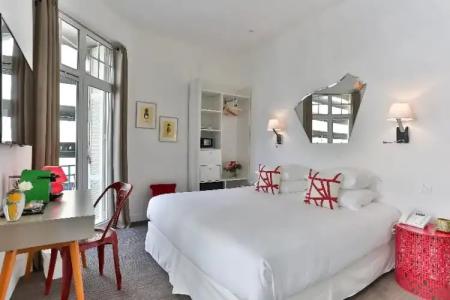 Yelo Belle Epoque powered by Sonder - 109