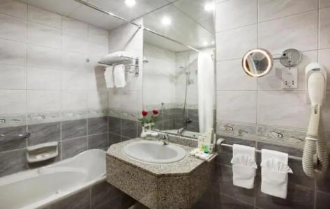 Avenue Dubai - 111