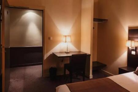 Astrid Caen centre - 25