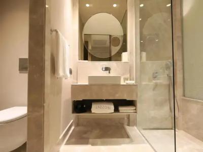 Lazzoni - 106