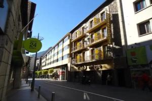 Hostal Cal Forner Guest house, Andorra La Vella