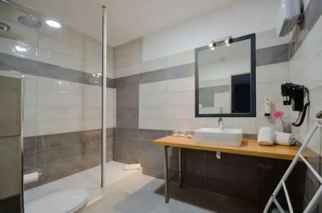 Sure by Best Western Beziers Le Monestie - 54