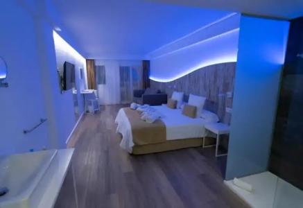 R2 Bahia Cala Ratjada - Adults Only - 90