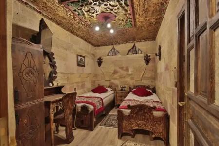 Old Town Stone House - 4