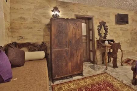 Old Town Stone House - 13