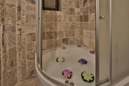 Old Town Stone House - 6