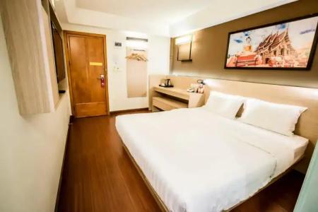 Chiang Roi 7 Days Inn - 2