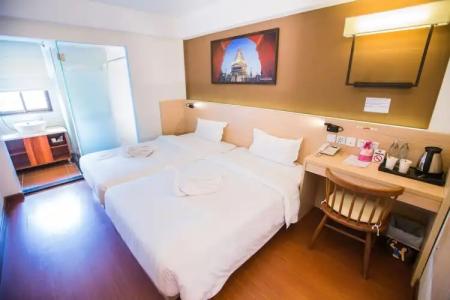 Chiang Roi 7 Days Inn - 57