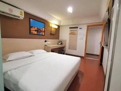 Chiang Roi 7 Days Inn - 47