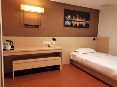 Chiang Roi 7 Days Inn - 45