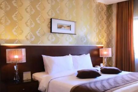 City Rose Suites - 114
