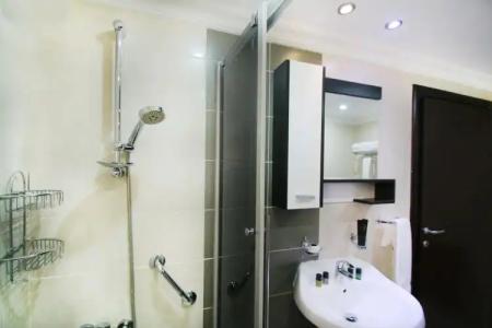 City Rose Suites - 8